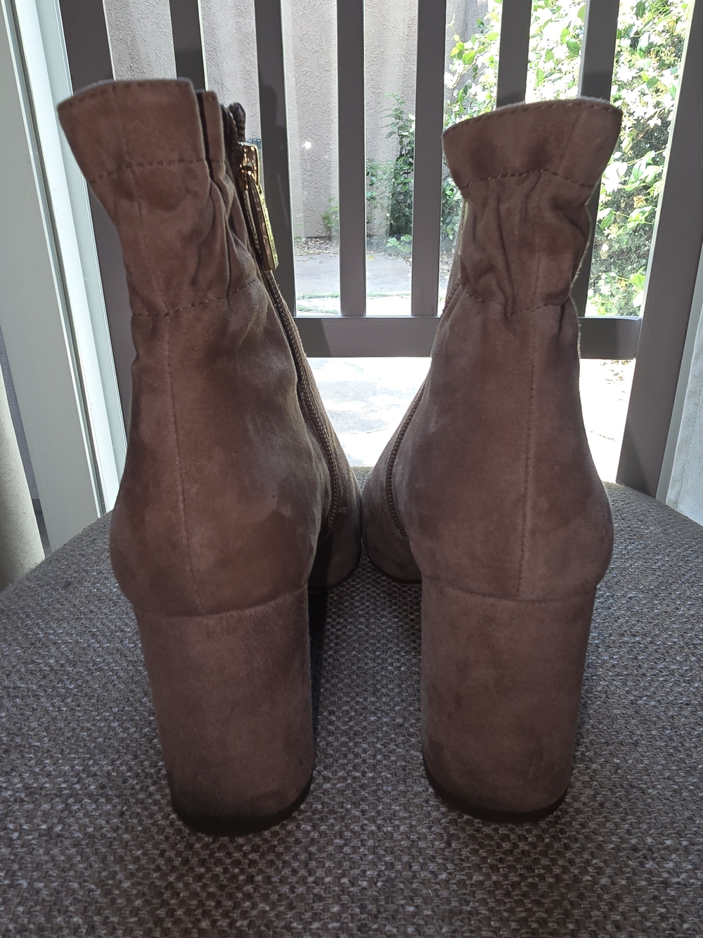 Louise et Cie Shayna Suede Block Heel Booties 
Size 6/ 36.5 - Picture 2 of 9